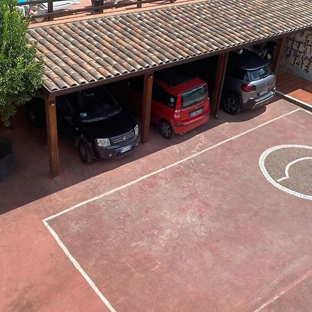 Tabor 1 Garden & Parking Nápoles Exterior foto